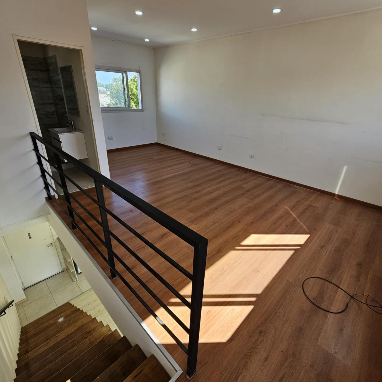 EXCELENTE DEPTO 2 AMB TIPO DUPLEX