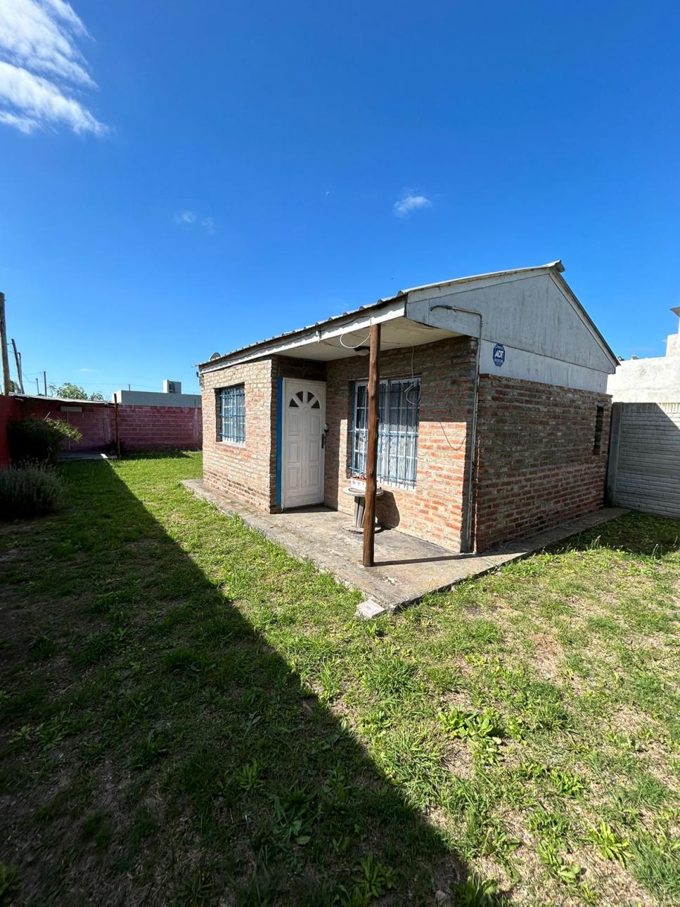 VENTA - CASA EN BARRIO SAN JUAN BAUTISTA