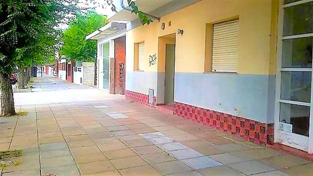 DEPARTAMENTO 2 AMBIENTES, BALCON. EXCELENTE UBICACION