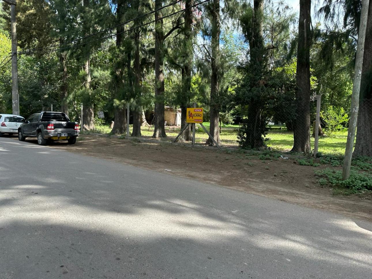 F 775 excelente casaquinta con casi 4000mts 2 de parque