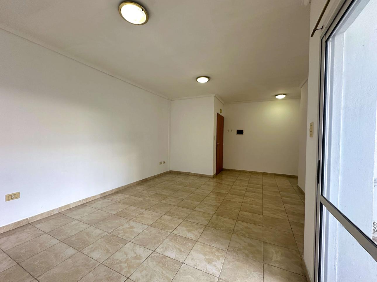 Departamento de 2 ambientes con balcon