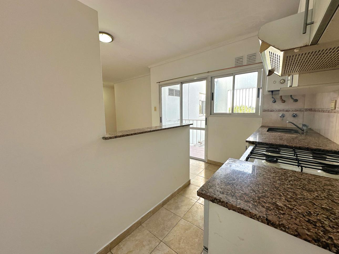 Departamento de 2 ambientes con balcon