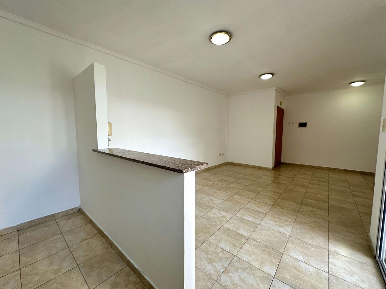 Departamento de 2 ambientes con balcon