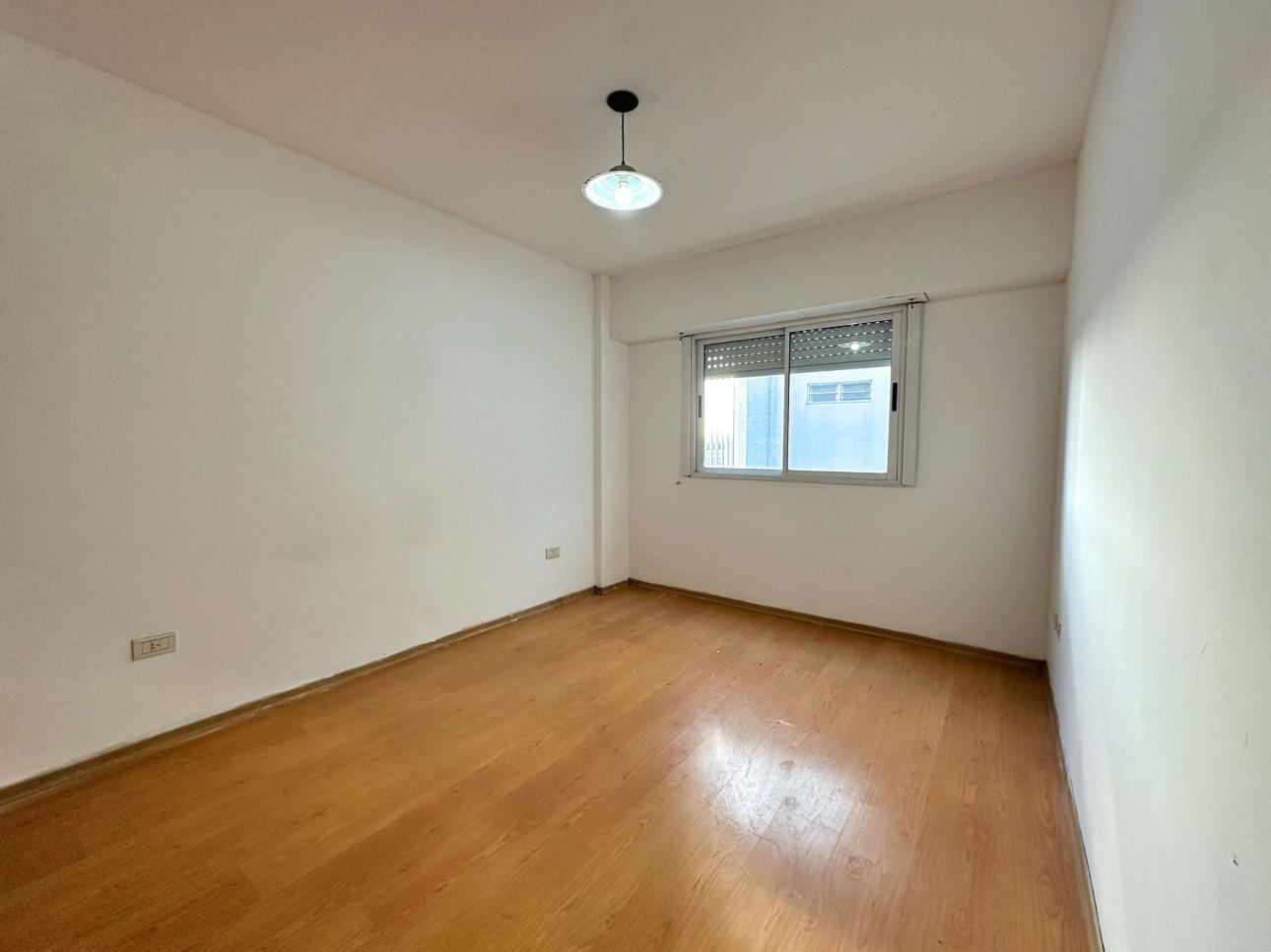 Departamento de 2 ambientes con balcon