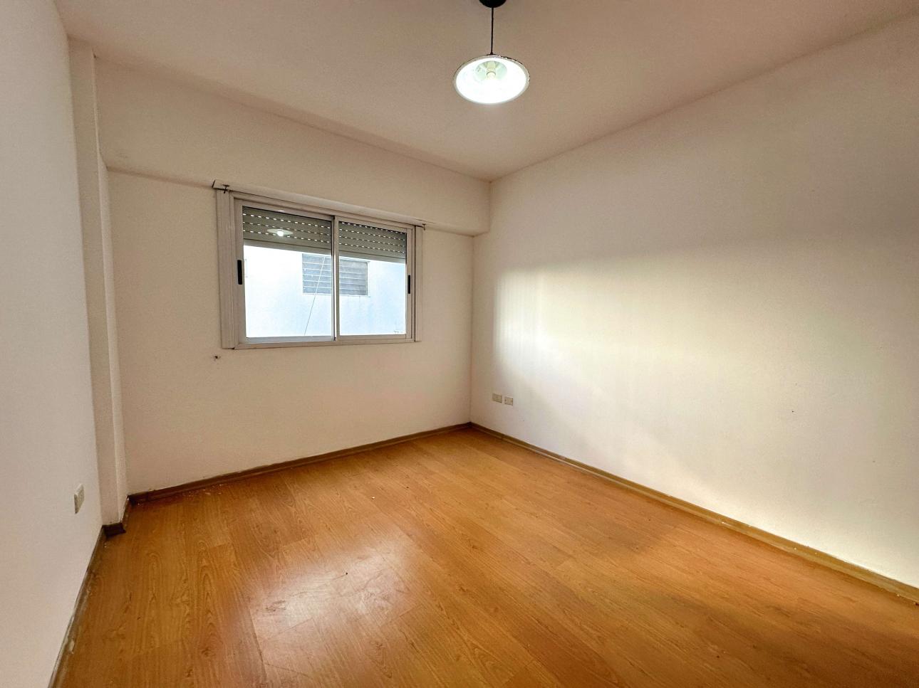 Departamento de 2 ambientes con balcon
