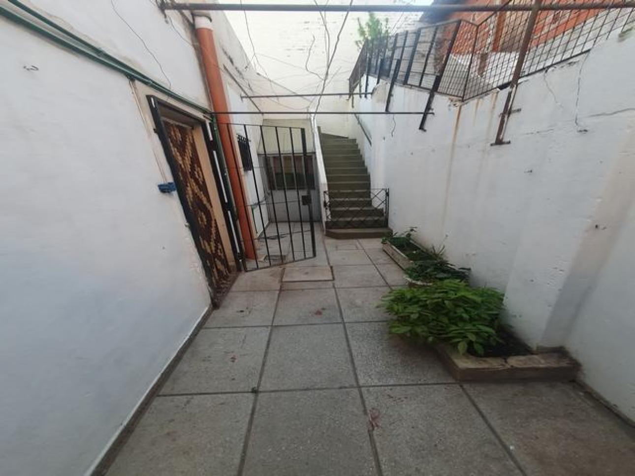 DEPTO 3 AMB C/PATIO Y TERRAZA VILLA BOSCH FRENTE PIO XII
