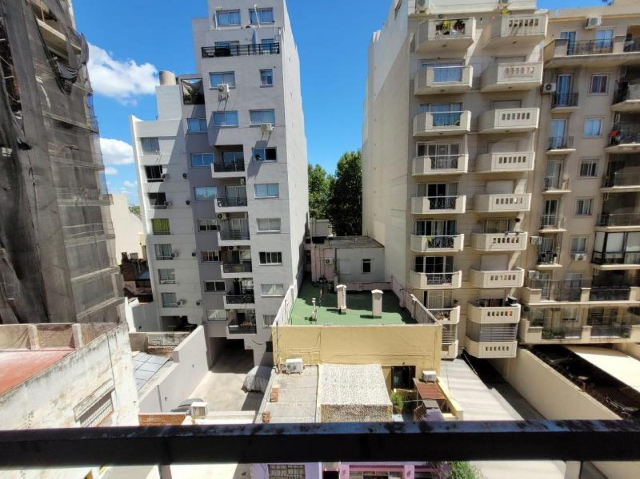 V/URQUIZA,2AMB,mb/UBICACION,C/RENTA,EXCELENTE ESTADO