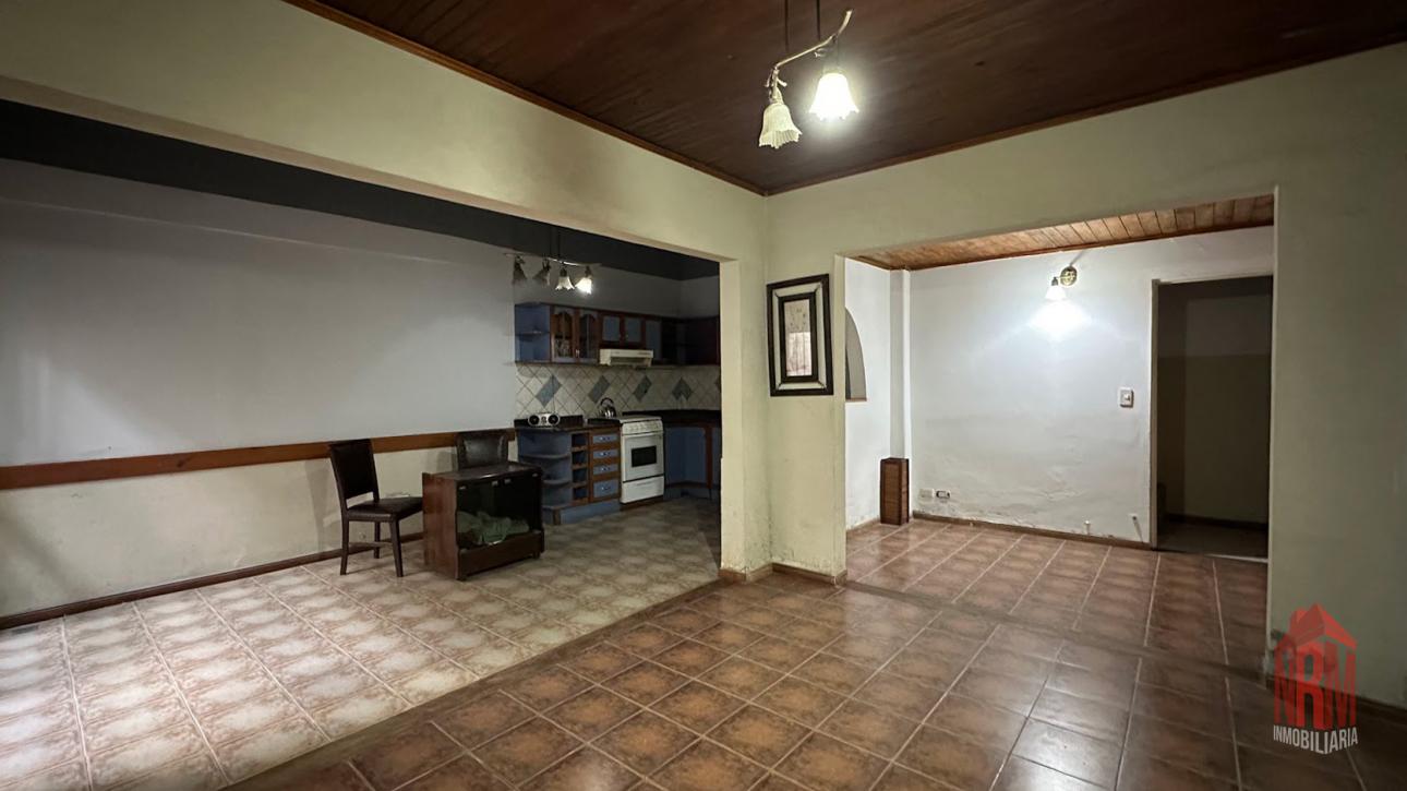 CASA DE 3 AMB SOBRE ESQUINA