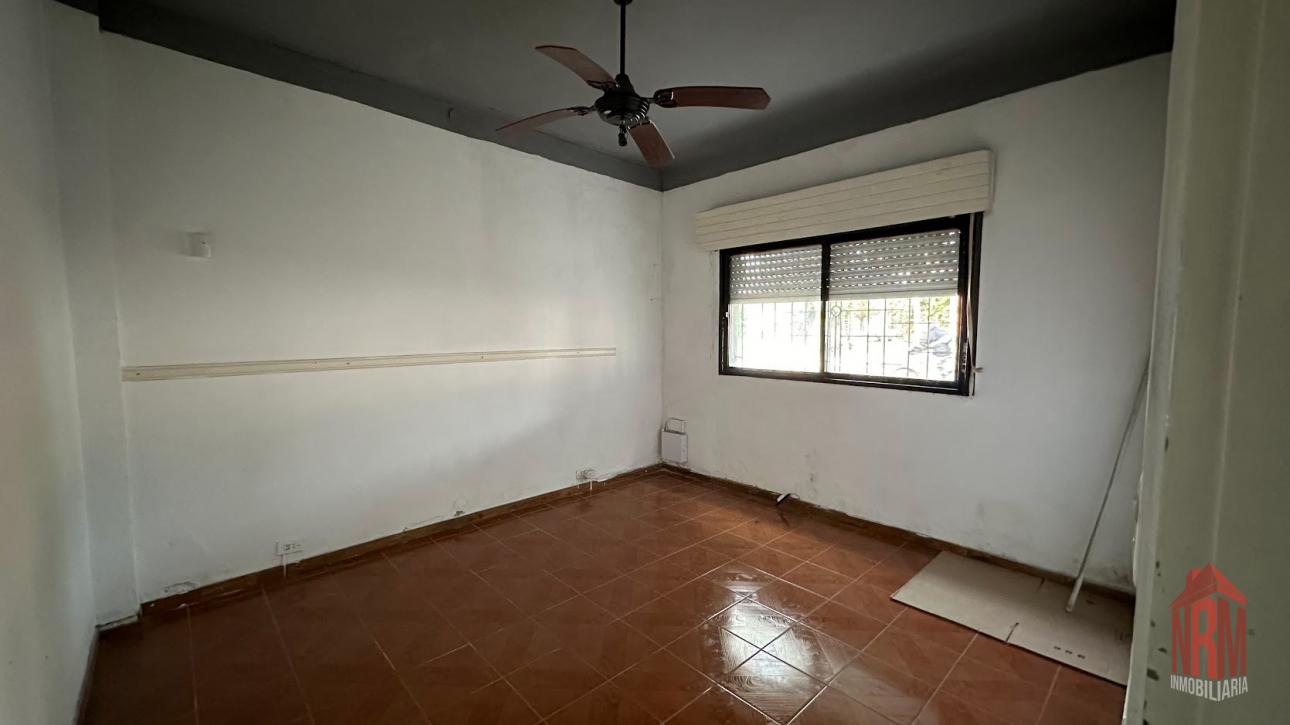 CASA DE 3 AMB SOBRE ESQUINA