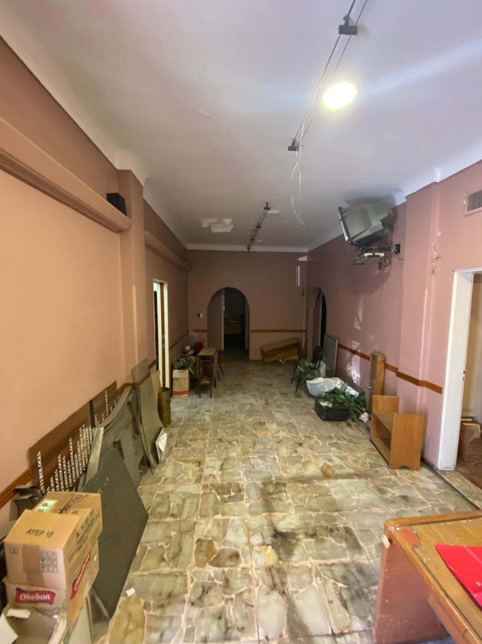 CASA SOBRE LOTE DE 10m X 27m