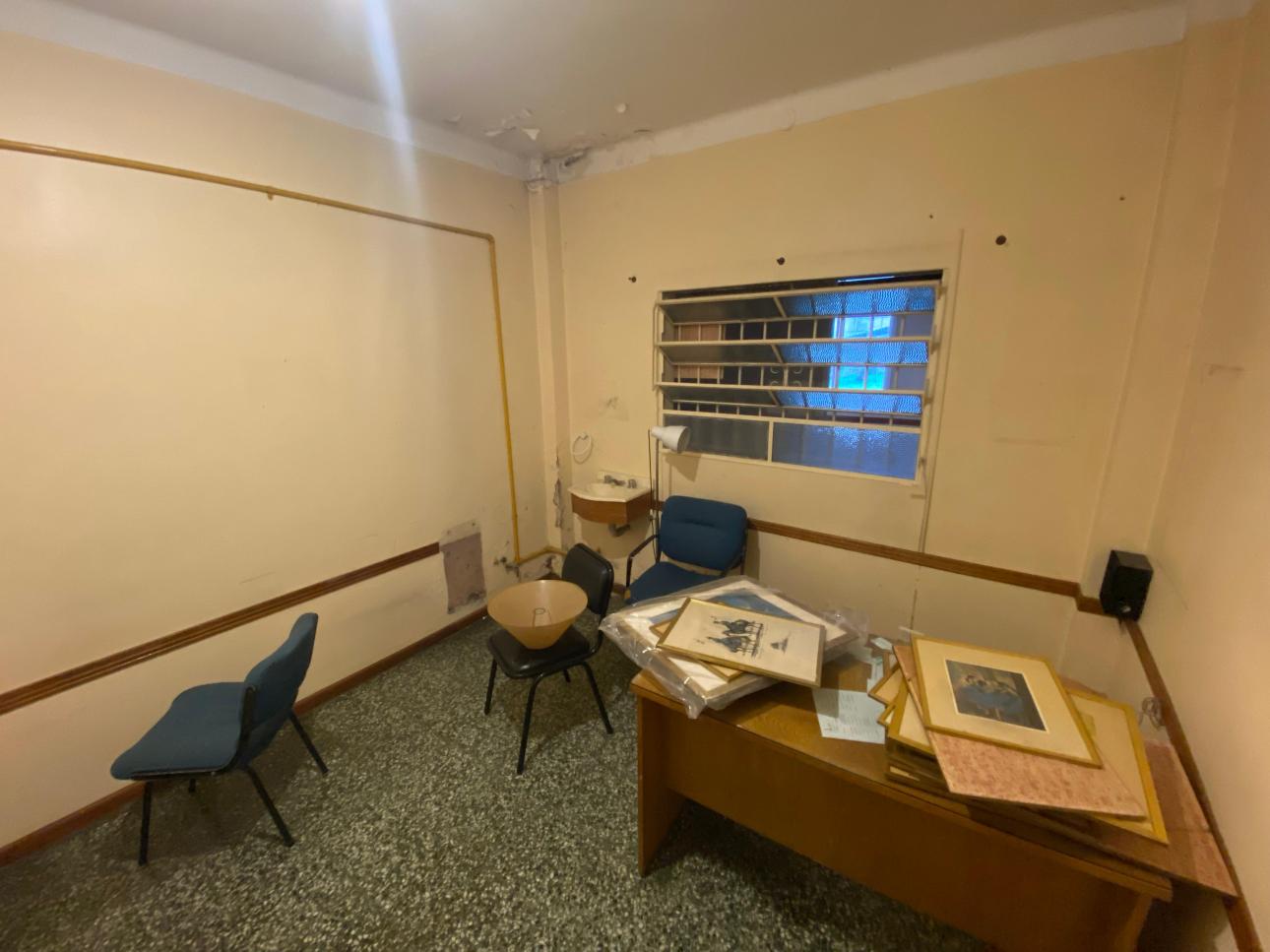 CASA SOBRE LOTE DE 10m X 27m