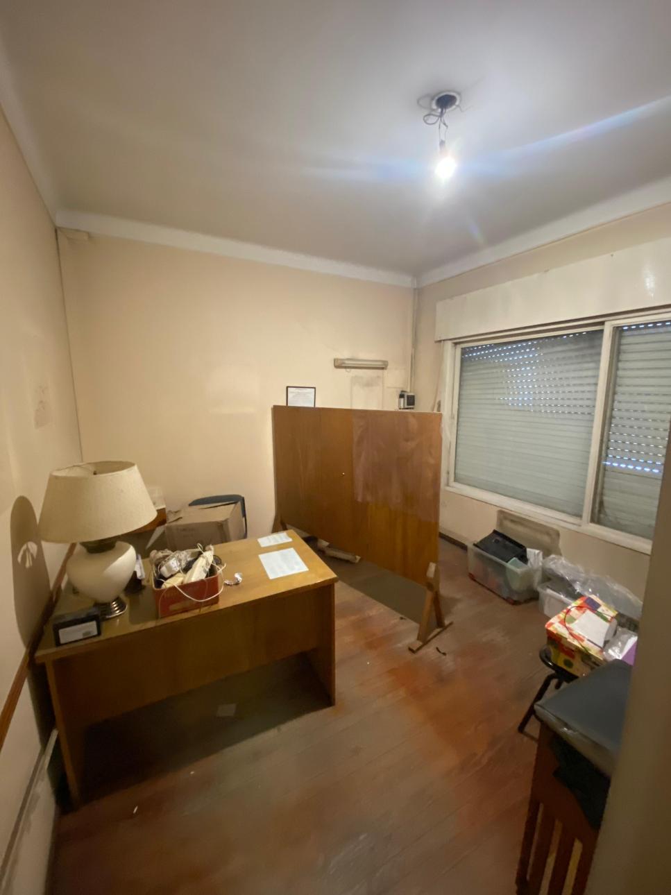 CASA SOBRE LOTE DE 10m X 27m