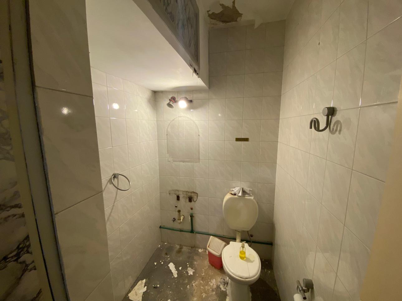 CASA SOBRE LOTE DE 10m X 27m