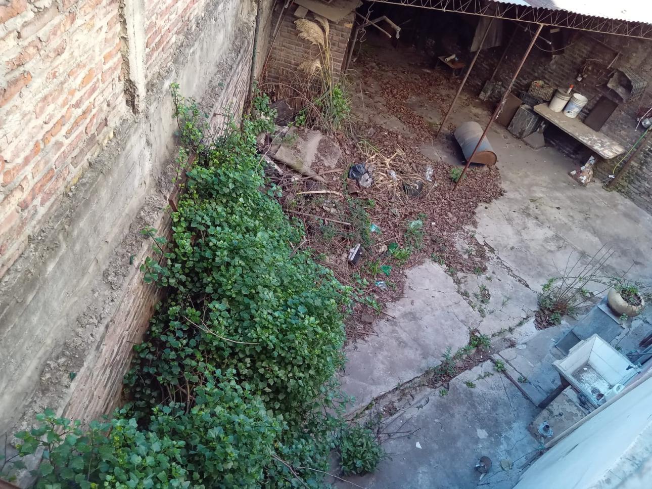 LOCALES CON VIVIENDA EN  VENTA EN GONZALEZ CATAN