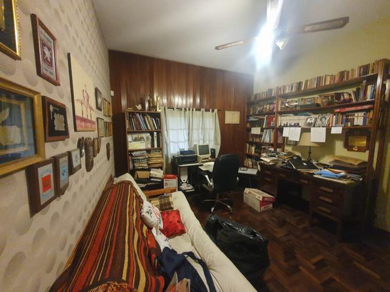 CASA 5 AMB CON GARAGE Y PATIO IDEAL 2 FAMILIAS