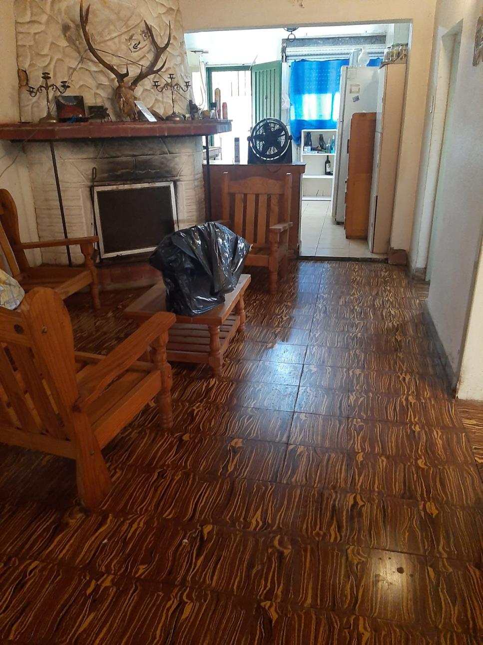 Hermosa casa quinta en el límite de Glew y Guernica
