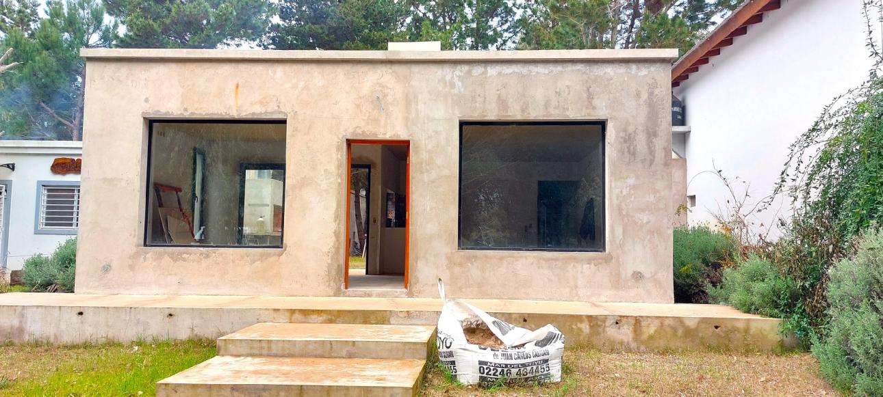 BARRIO EL PINAR CASA A ESTRENAR CONSTRUCCION SUPER AVANZADA