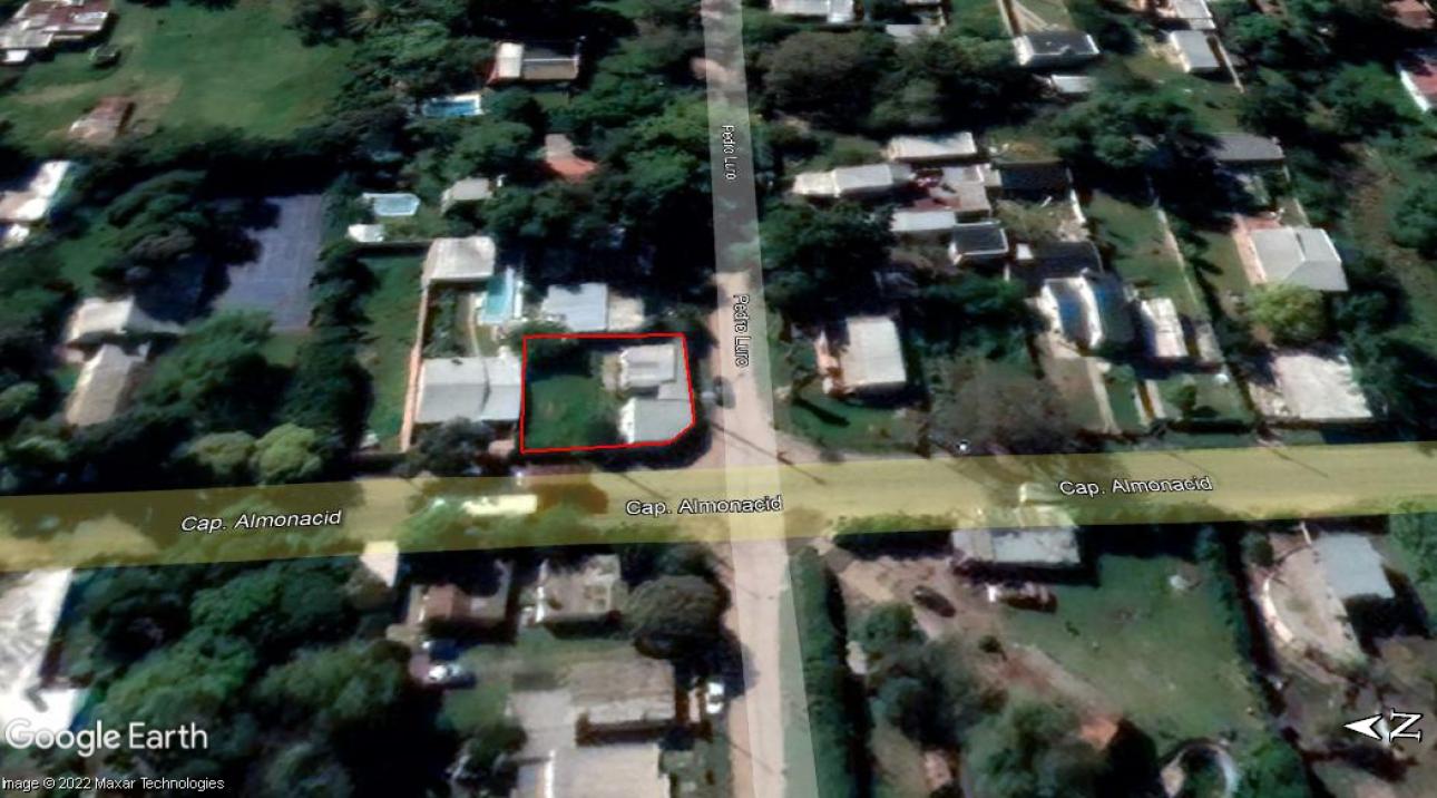 Excelente casa y Lote en esquina de avenida