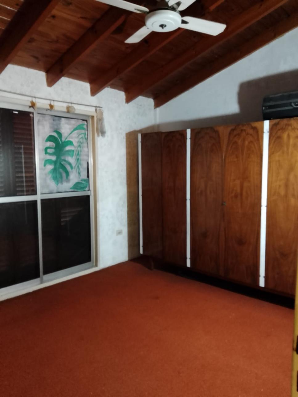 SE VENDE CASA 4 AMBIENTES VILLA INSUPERABLE