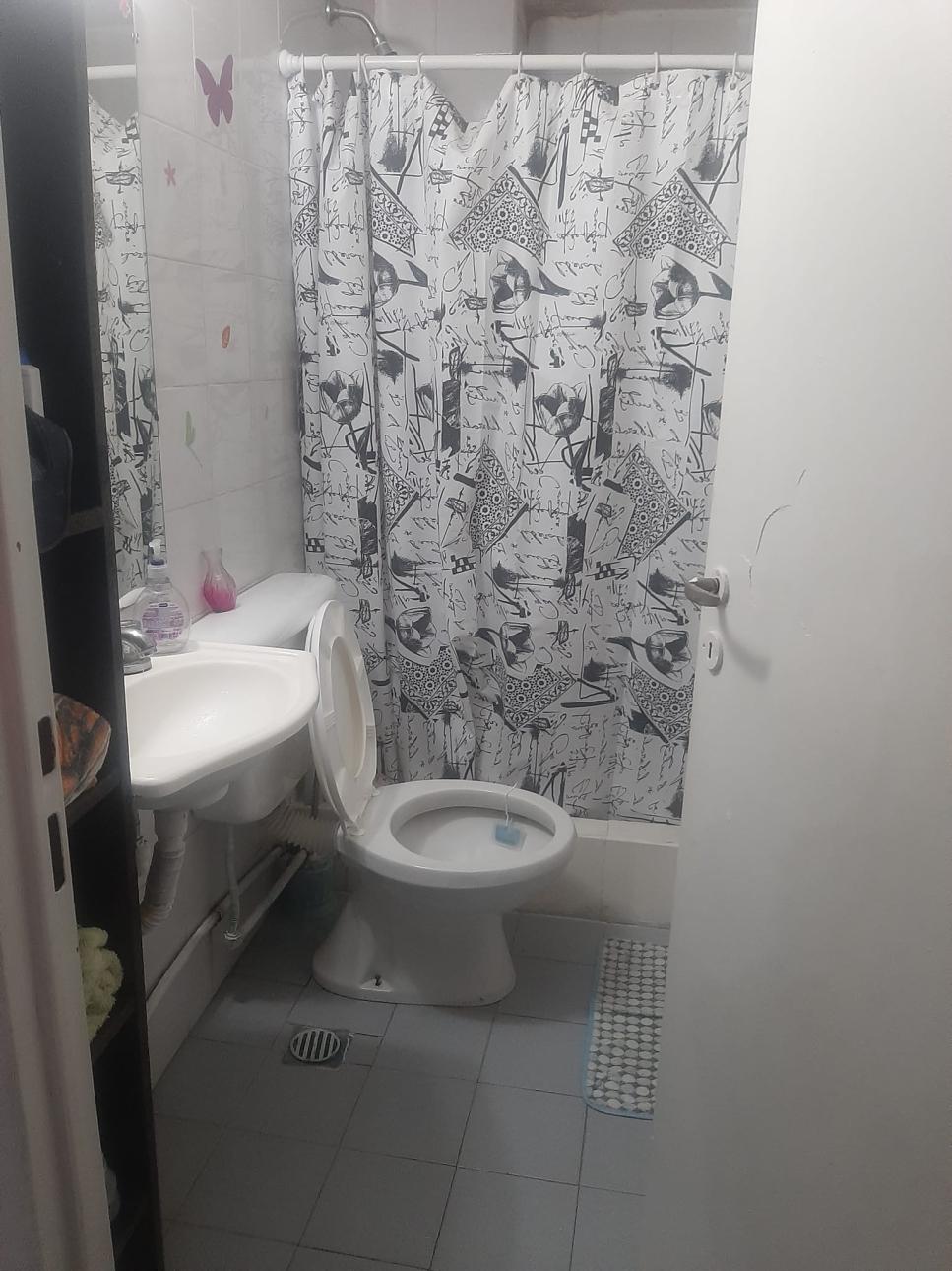 SE VENDE DPTO 3 AMBIENTES EN BARRIO PIEDRABUENA