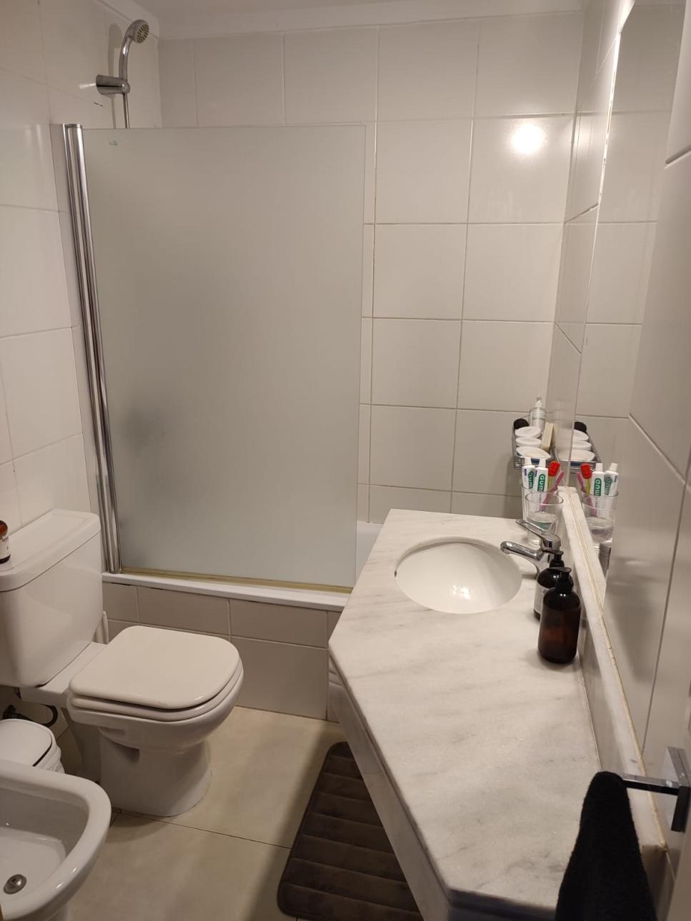 DEPARTAMENTO DOS AMBIENTES CON COCHERA Y TERRAZA PROPIA