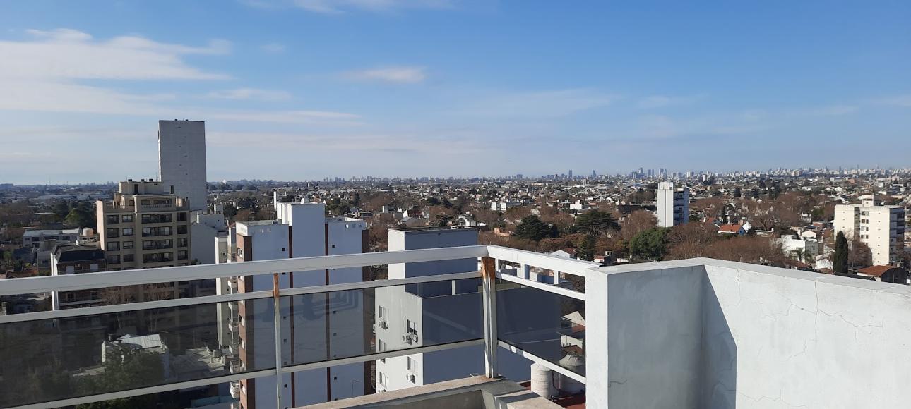 DEPARTAMENTO DOS AMBIENTES CON COCHERA Y TERRAZA PROPIA