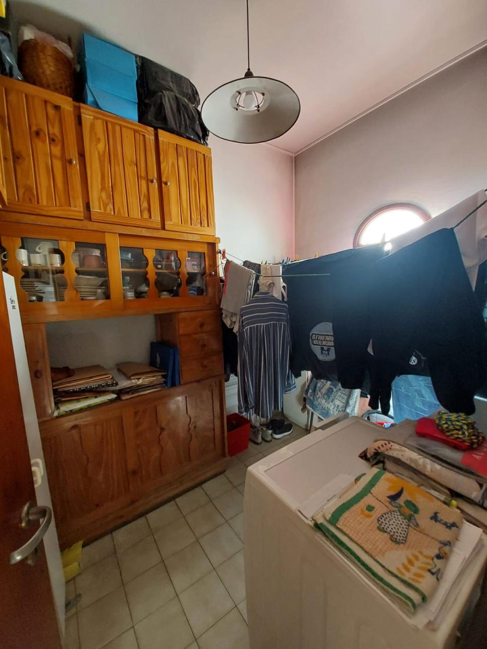 CASA 4 AMBIENTES C/GARAGE Y FONDO