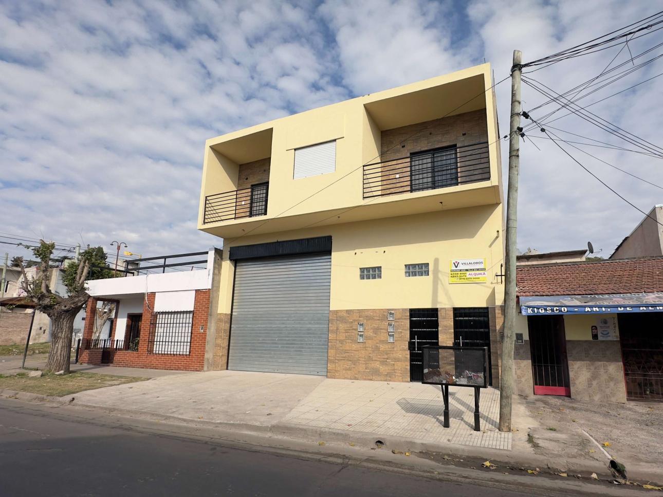 Deposito comercial de 220 metros