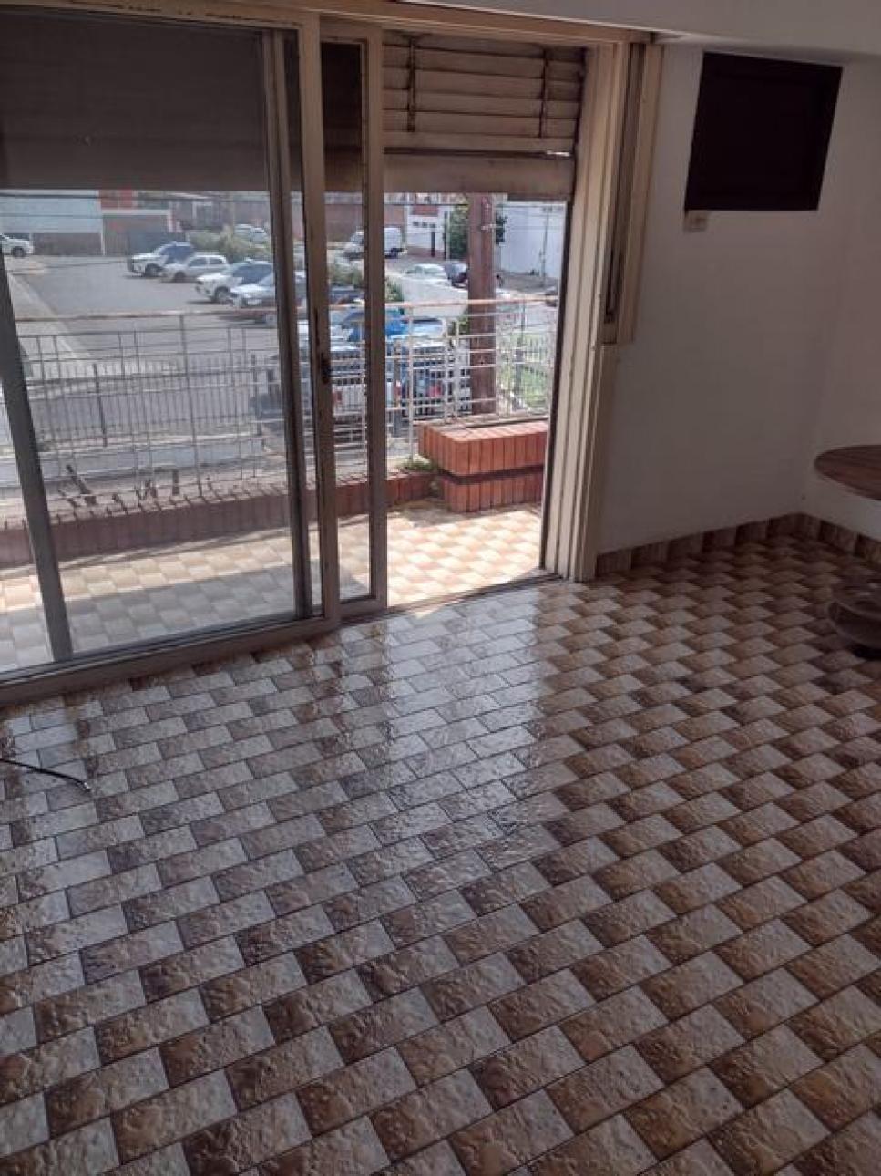 Casa multifamiliar - Apto credito hipotecario.