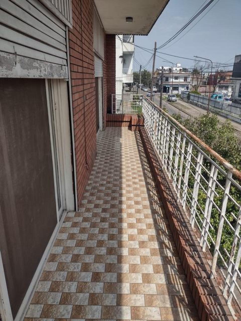 Casa multifamiliar - Apto credito hipotecario.