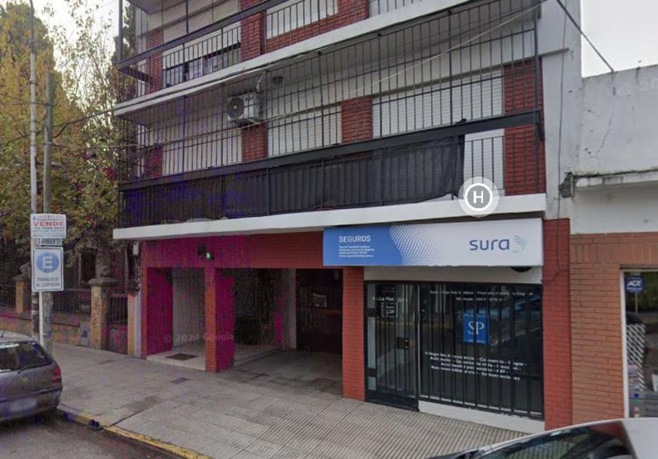 COCHERA CUBIERTA (EDIFICIO)
