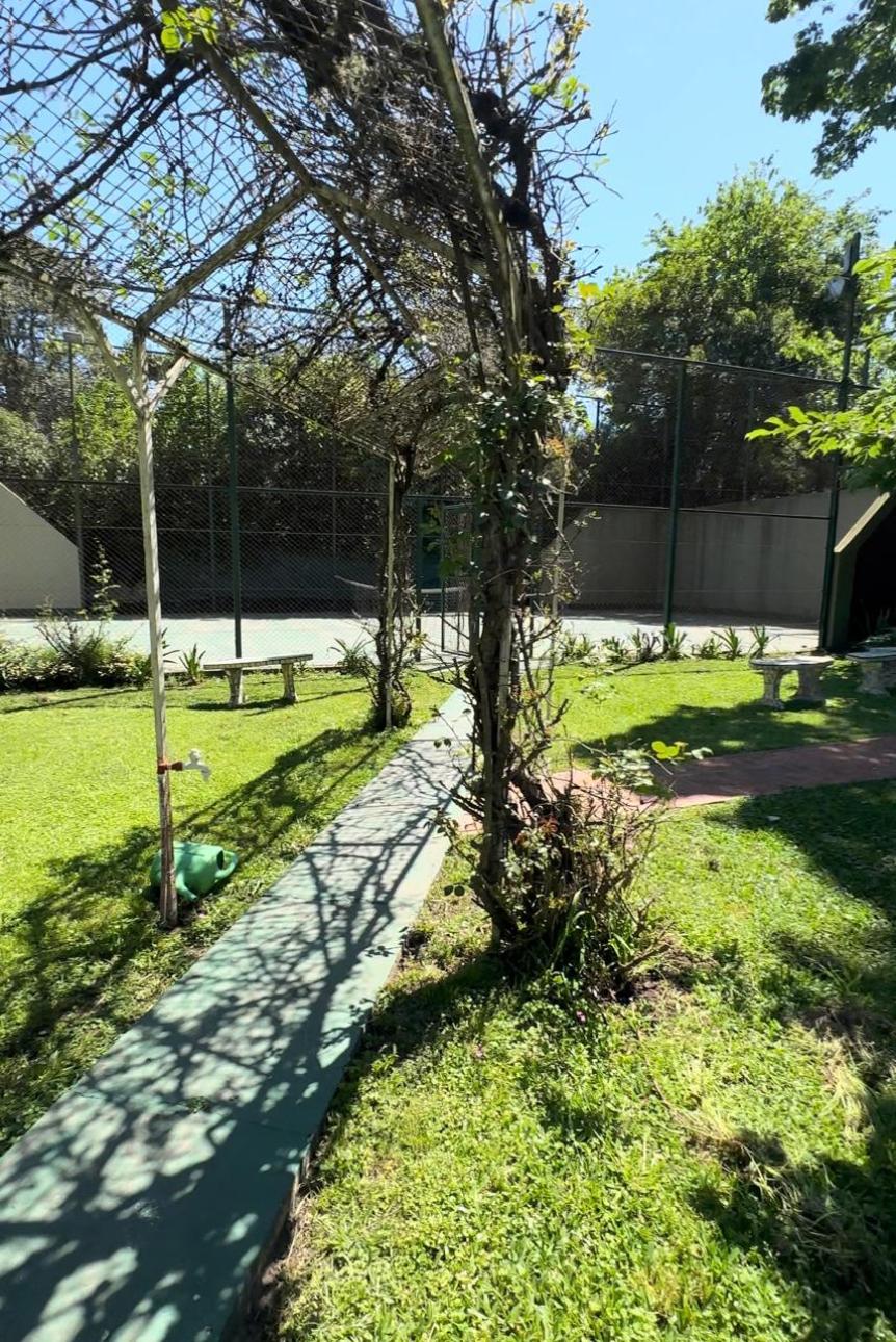 Hermosa Casa Quinta en Glew, a metros de Cap. Olivera