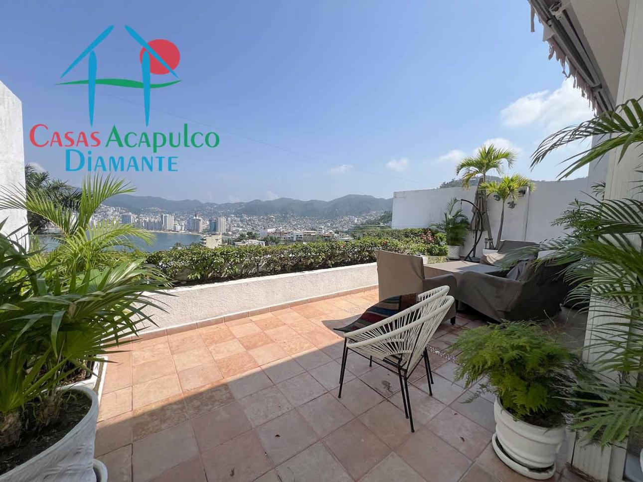 Terraza con vista al mar