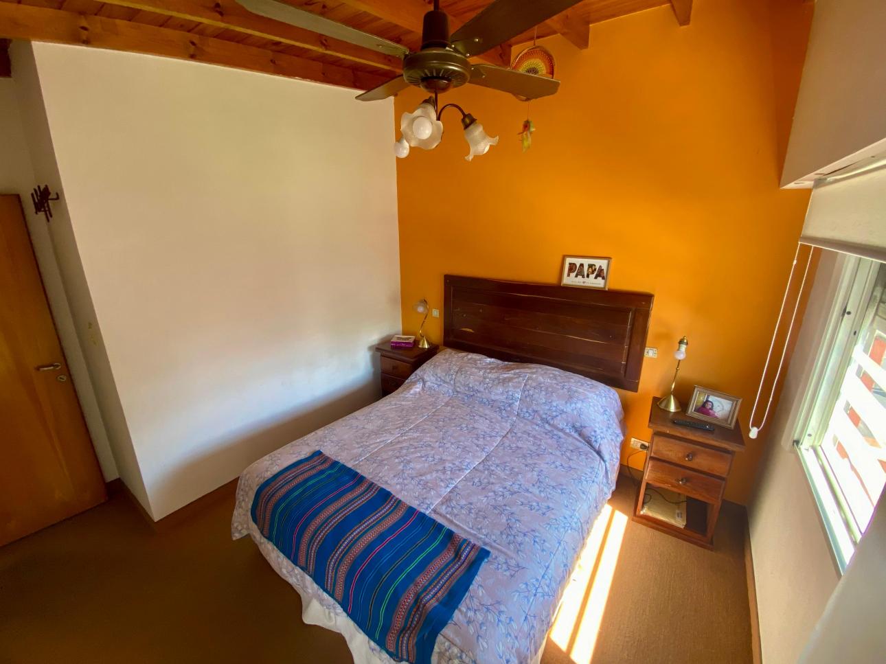 Casa de 4 amb. con jardín