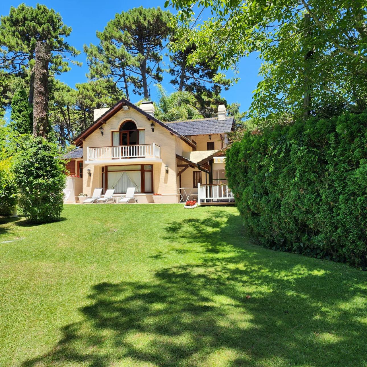 Impecable chalet en Pinamar