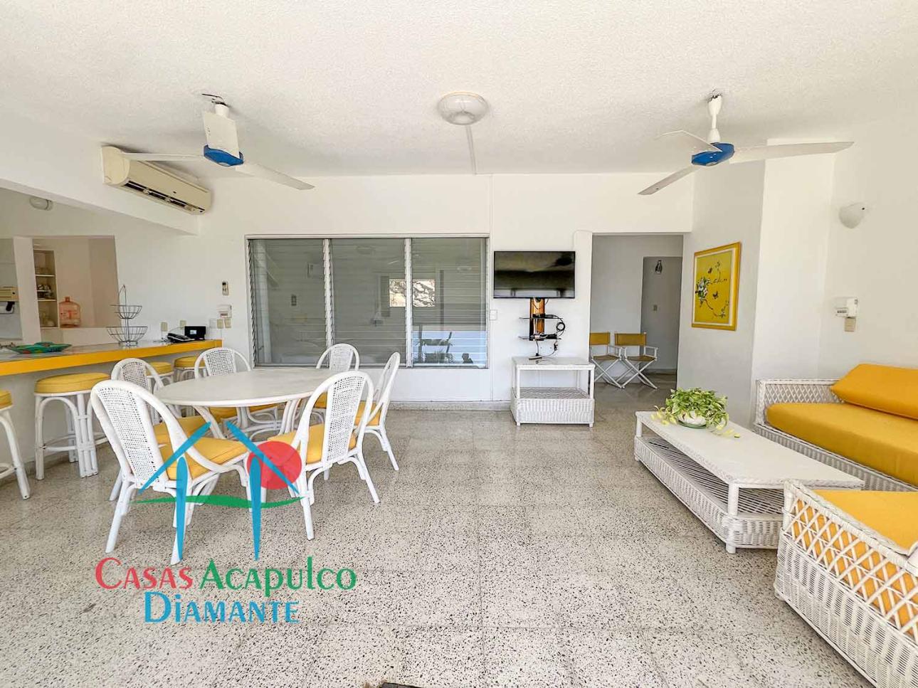 Terraza con alberca privada