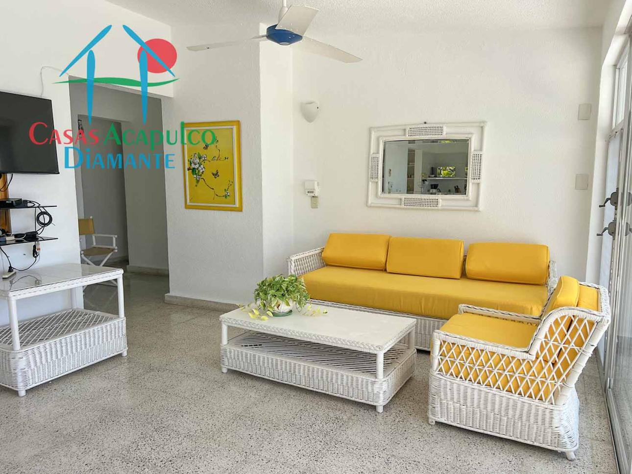 Terraza con alberca privada