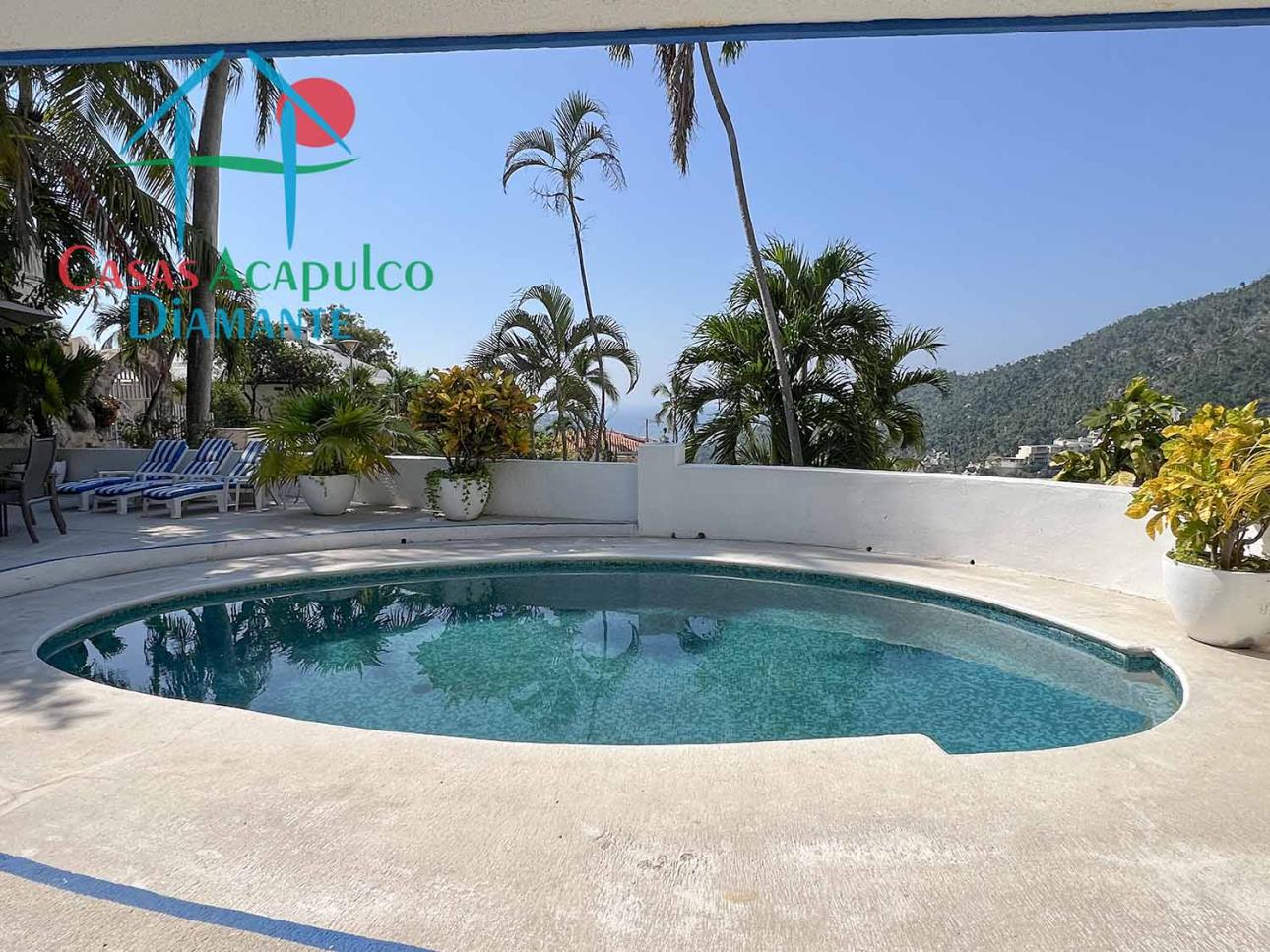 Terraza con alberca privada