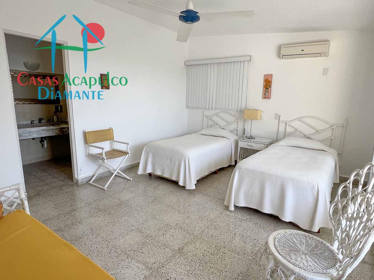 Terraza con alberca privada