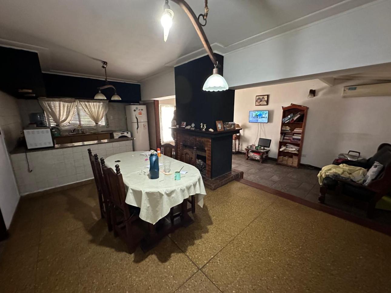 Hermosa casa quinta compuesta por 3 casas en un Lote