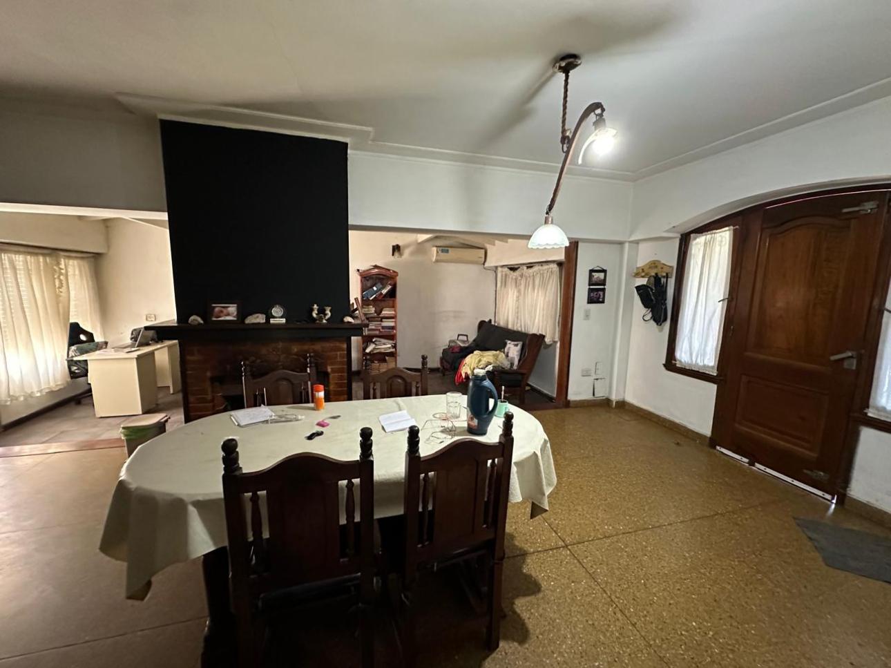 Hermosa casa quinta compuesta por 3 casas en un Lote