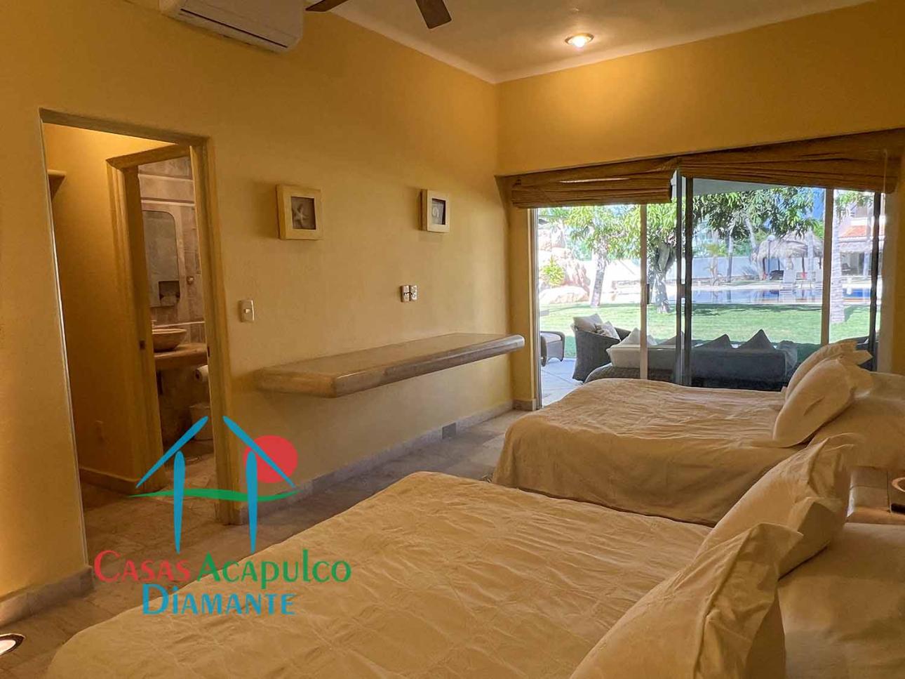Hermosa casa con Terraza con barra bar y salida al jardín