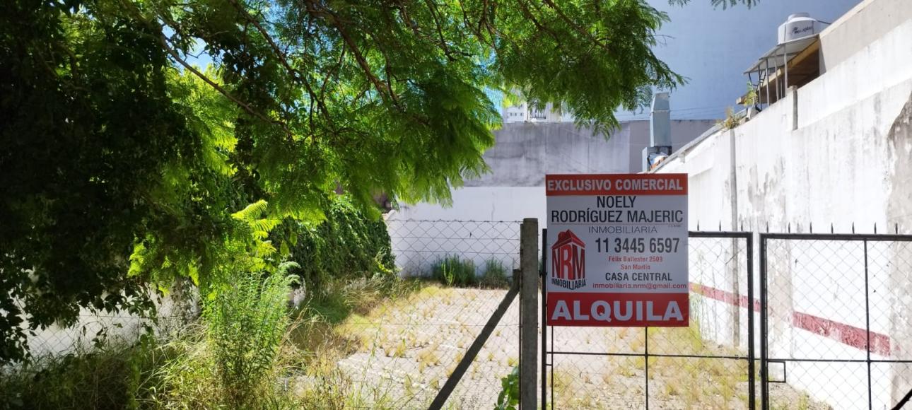 LOTE CON ESPACIO PARA 7 AUTOS