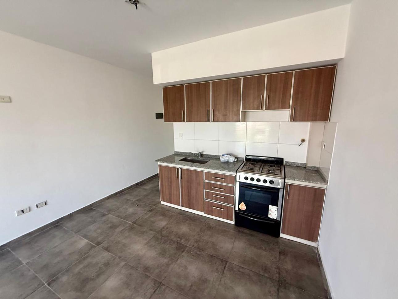 Alquiler- 11 de Septiembre 4779- Monoambiente en V Ballester