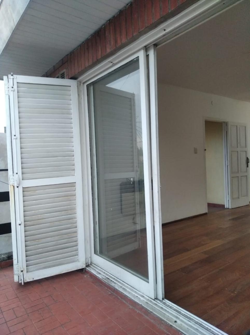 DEPARTAMENTO PH 3 AMB CON PATIO COCHERA VILLA BOSCH