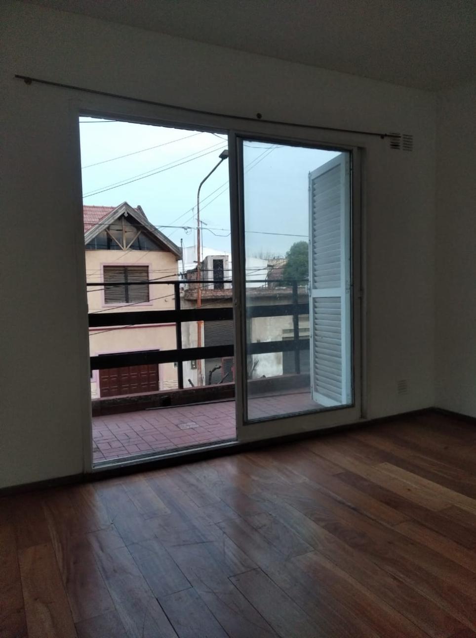 DEPARTAMENTO PH 3 AMB CON PATIO COCHERA VILLA BOSCH