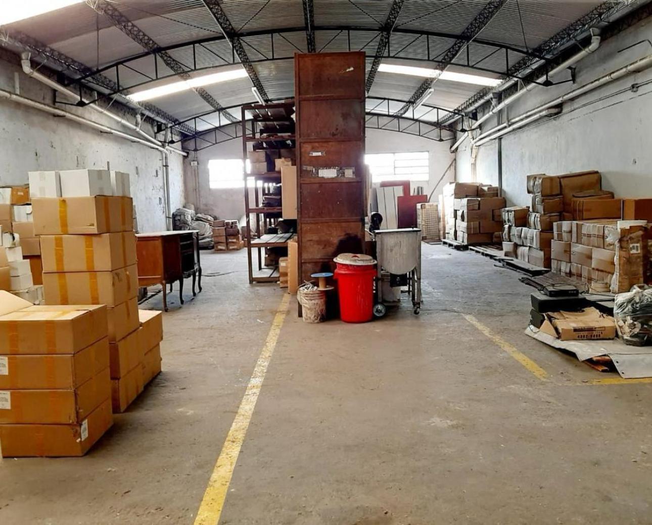 Galpon 3400 m2 C/ Salida a Dos Calles