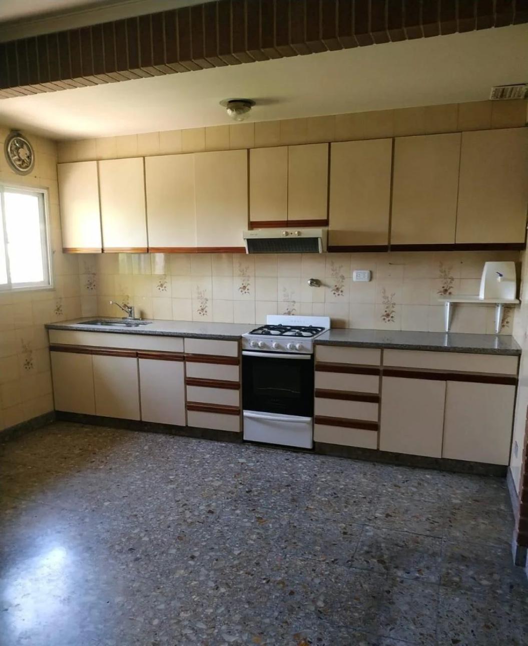 Excelente Casa en 2 Plantas Ideal 2 Familias