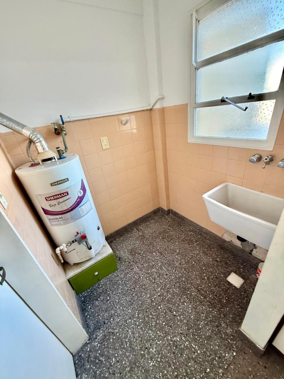 Deptp en Venta-  Depto 3 amb con balcón- Villa Ballester