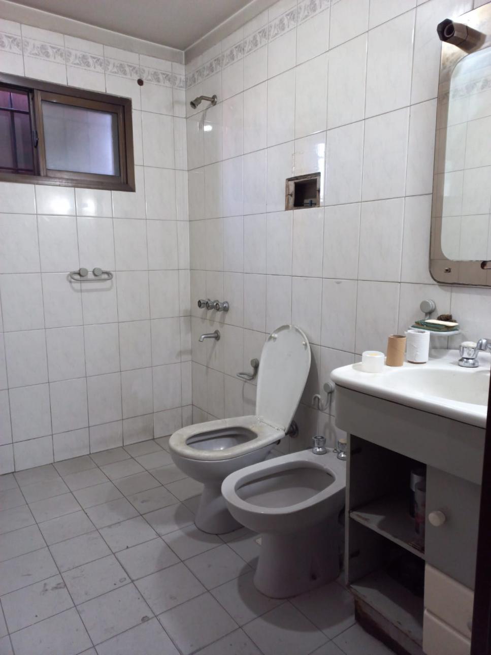 Excelente Galpón de 500 m2 Sobre Av Márquez